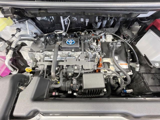 TOYOTA VOXY HYBRID 2025