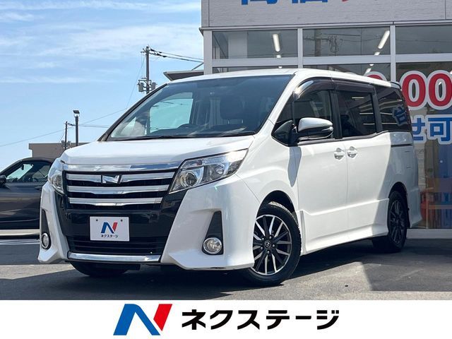 TOYOTA NOAH 2015