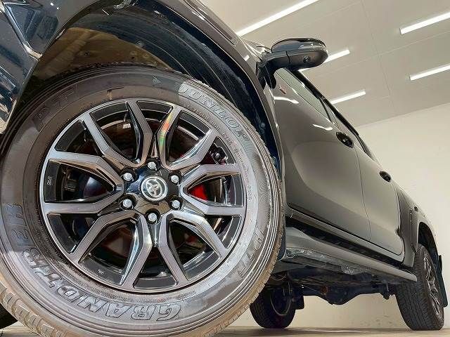 TOYOTA HILUX 4WD 2023