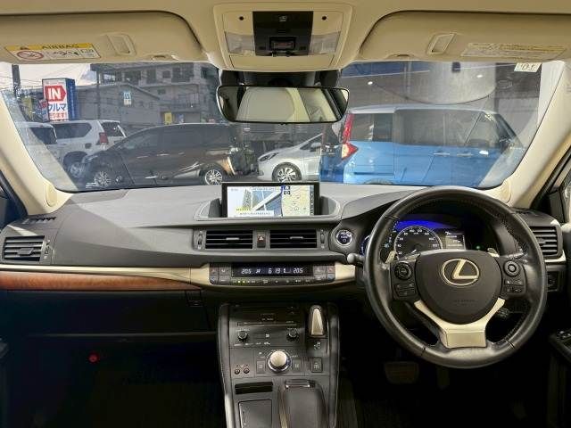 TOYOTA LEXUS CT200h 2017