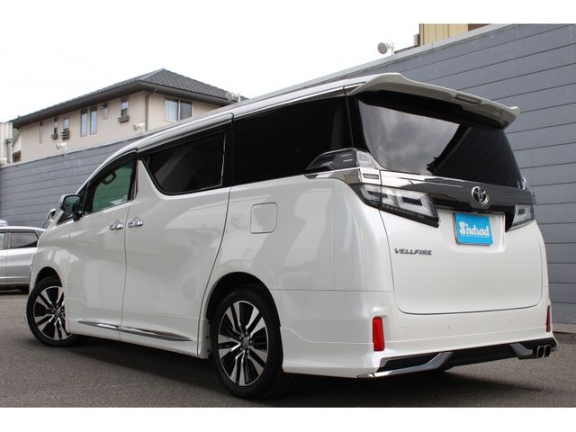 TOYOTA VELLFIRE 2020