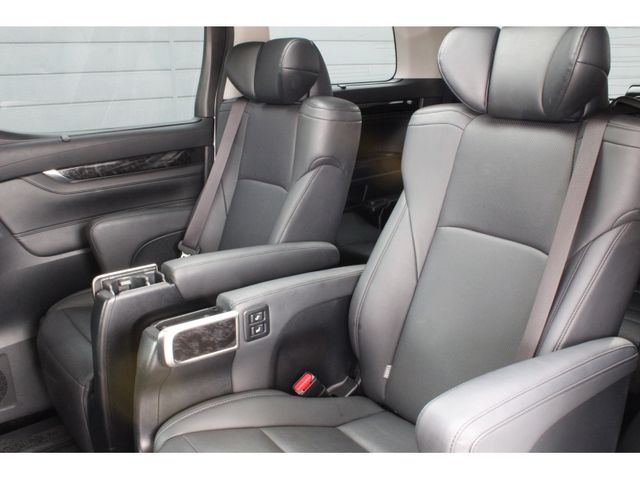 TOYOTA VELLFIRE 2020