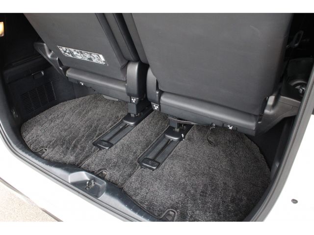 TOYOTA VELLFIRE 2020