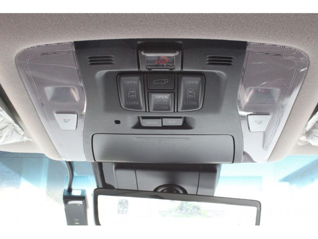 TOYOTA VELLFIRE 2020