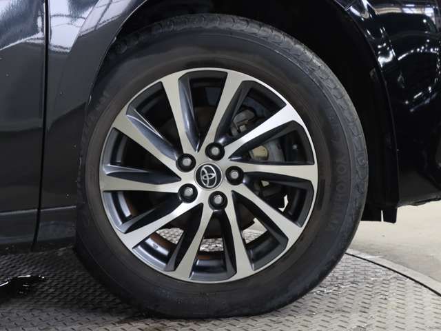 TOYOTA ALPHARD 4WD 2015