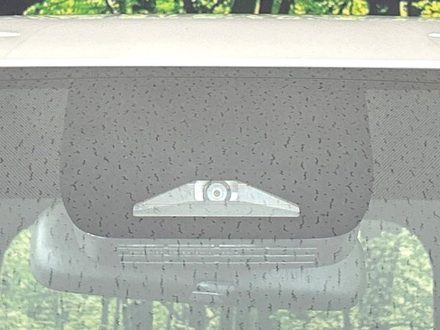 TOYOTA VOXY HYBRID 2025