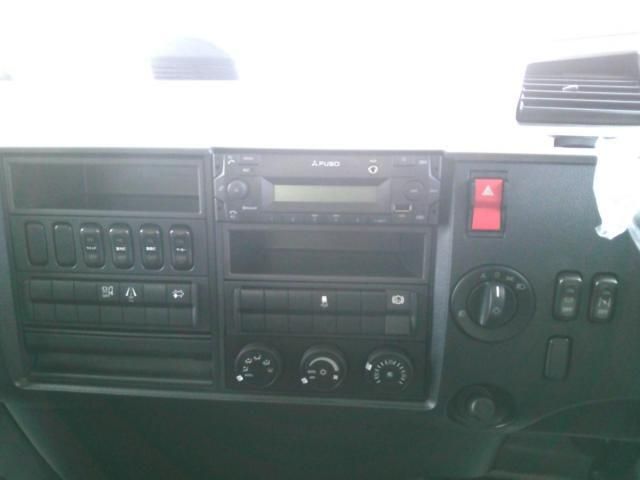 MITSUBISHI FUSOU FIGHTER 2025