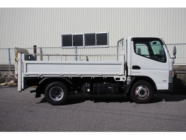 MITSUBISHI CANTER 2018