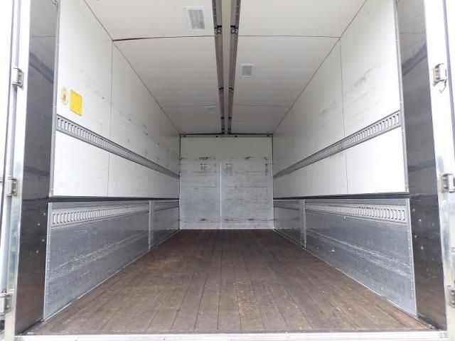 MITSUBISHI FUSOU FIGHTER 2015