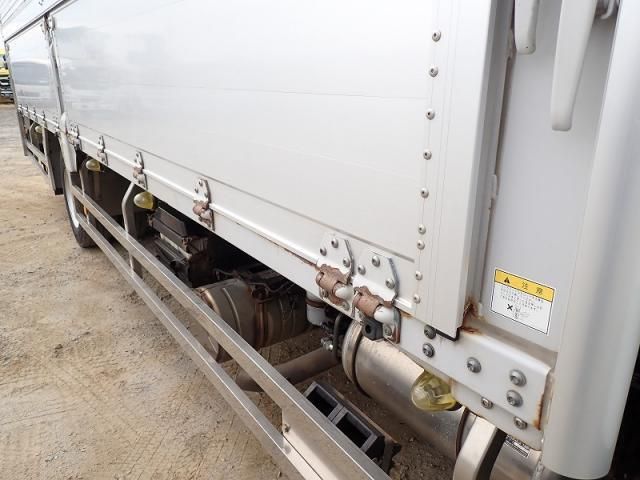 MITSUBISHI FUSOU FIGHTER 2015