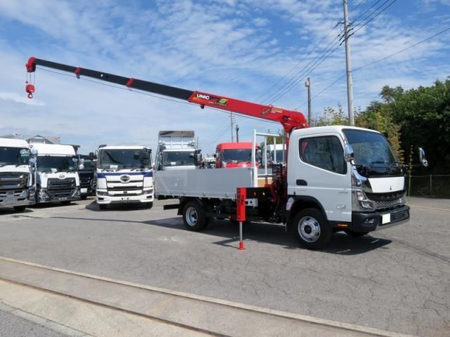 MITSUBISHI CANTER 2025