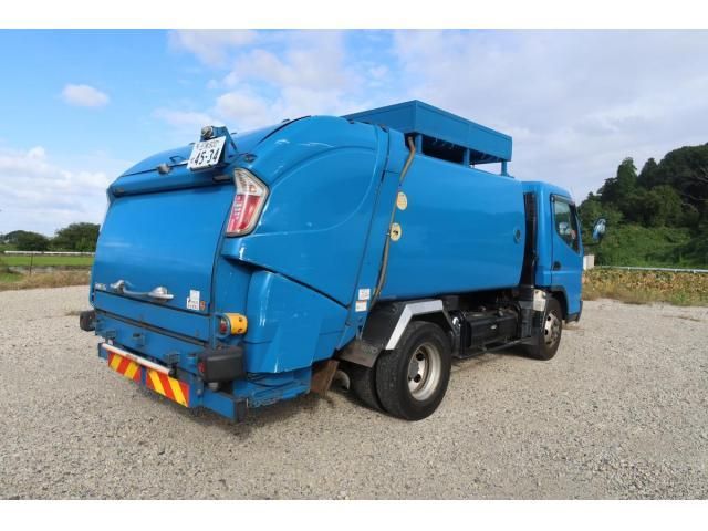 MITSUBISHI CANTER 2020