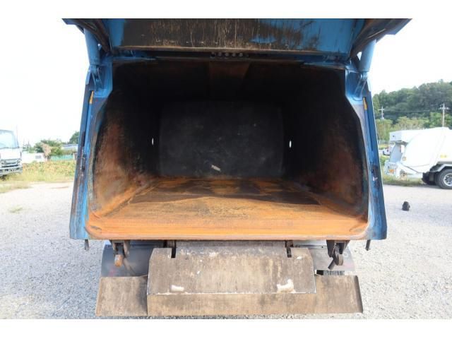 MITSUBISHI CANTER 2020