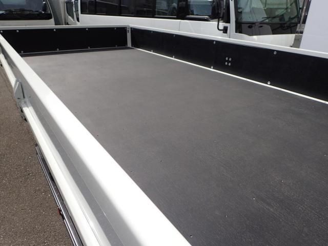 MITSUBISHI CANTER 2024