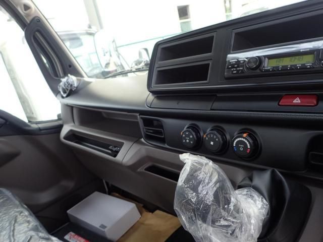 MITSUBISHI CANTER 2024