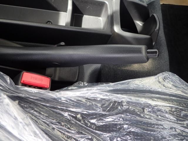 MITSUBISHI CANTER 2024