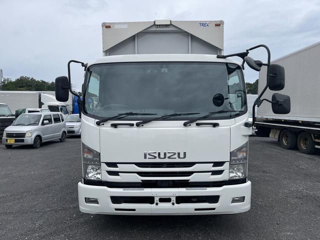 ISUZU FORWARD 2018