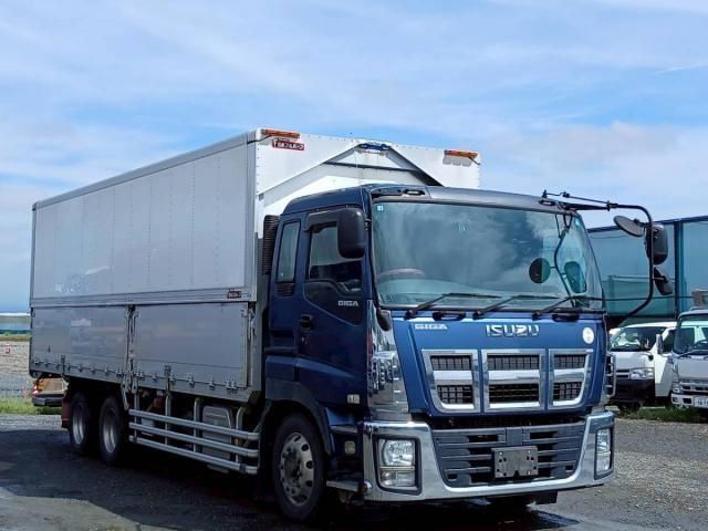 ISUZU GIGA 2013
