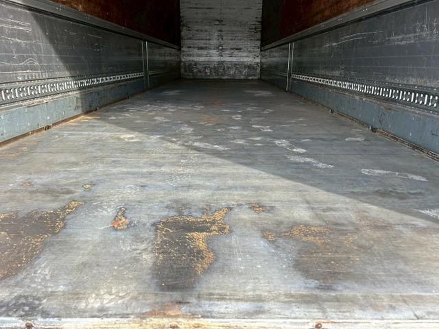 MITSUBISHI FUSOU SUPER GREAT 2014