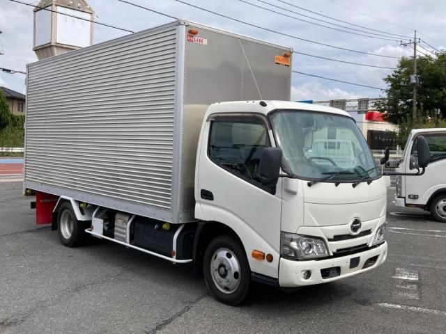 HINO DUTRO 2020