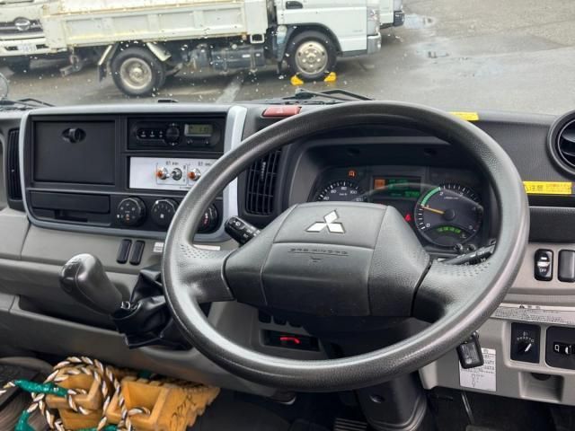 MITSUBISHI CANTER 2016