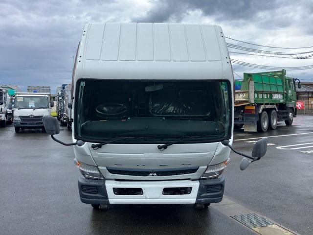 MITSUBISHI CANTER 2016