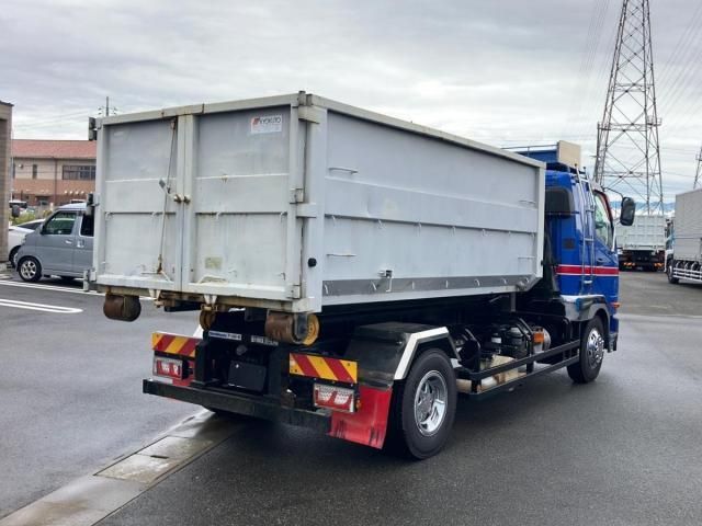 MITSUBISHI FUSOU FIGHTER 2014