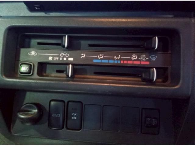 DAIHATSU HIJET truck 4WD 2016