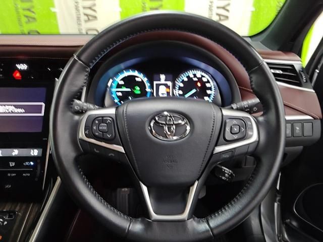 TOYOTA HARRIER HYBRID 2015