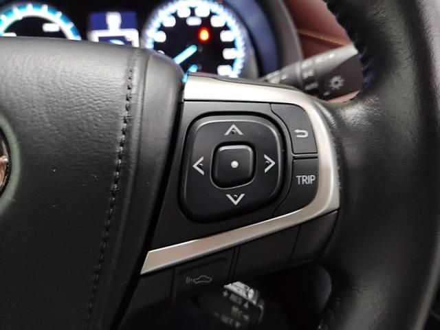 TOYOTA HARRIER HYBRID 2015