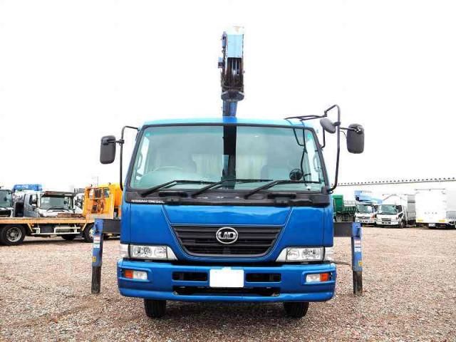 NISSAN DIESEL CONDOR 2006