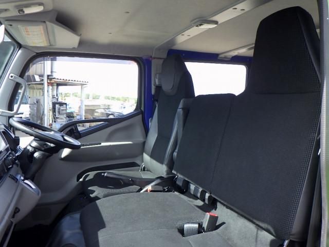 MITSUBISHI CANTER 2020