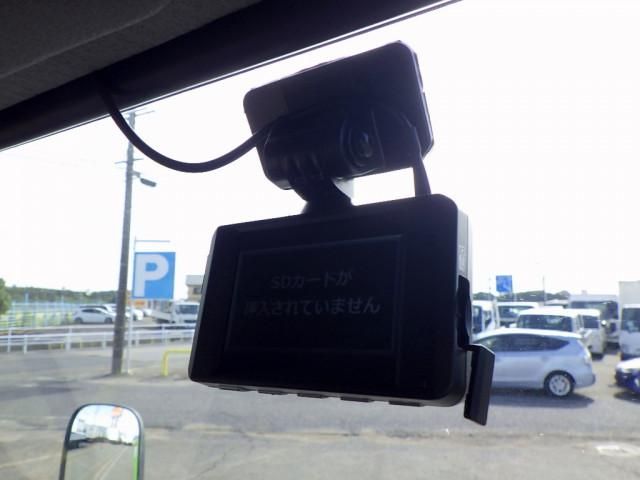 MITSUBISHI CANTER 2020