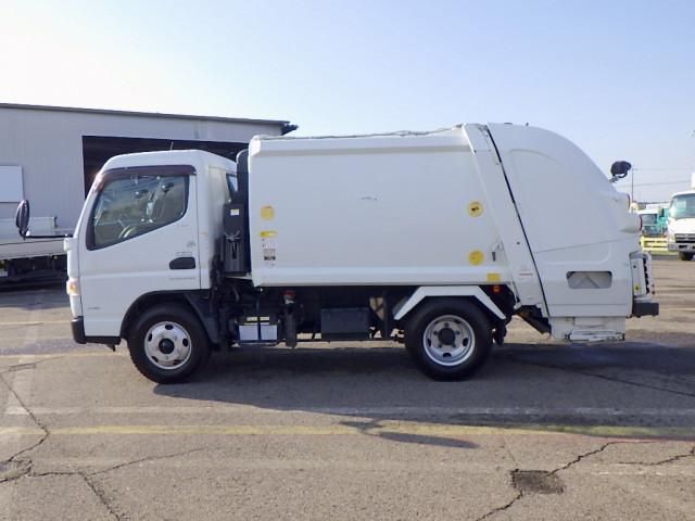 MITSUBISHI CANTER 2018