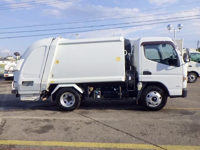 MITSUBISHI CANTER 2018