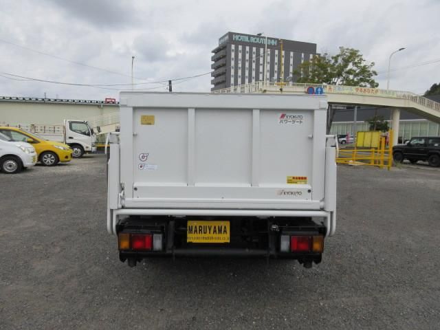 NISSAN DIESEL CONDOR 2013