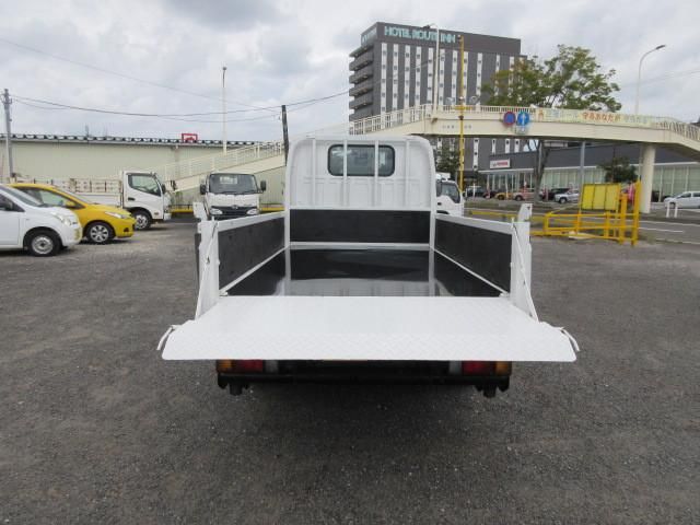 NISSAN DIESEL CONDOR 2013