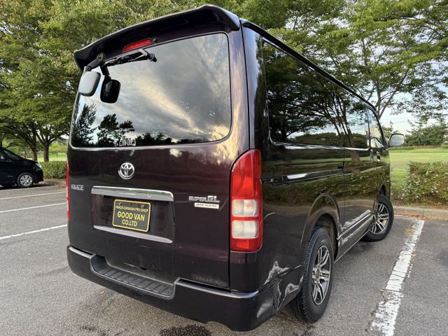 TOYOTA HIACE van 4WD 2013