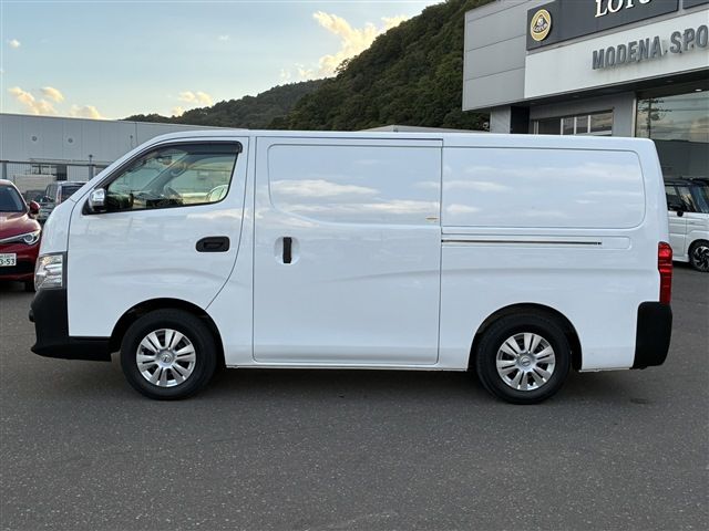 NISSAN NV350 CARAVAN 4WD 2020
