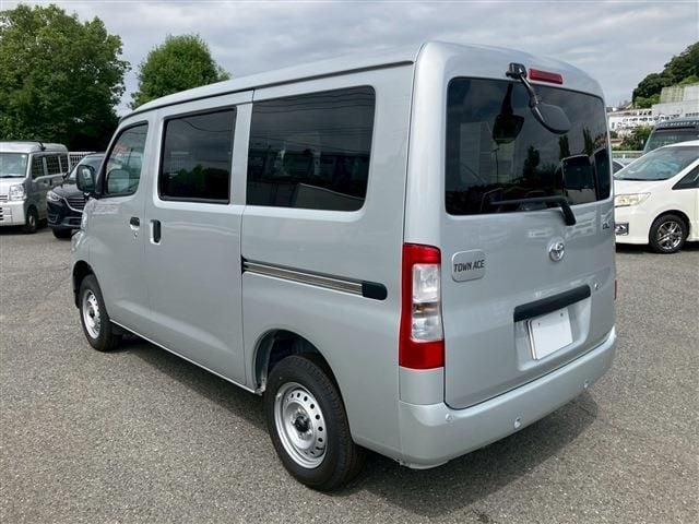 TOYOTA TOWNACE van 2WD 2025