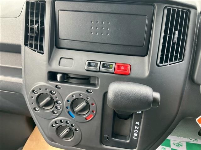 TOYOTA TOWNACE van 2WD 2025