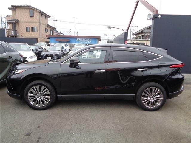 TOYOTA HARRIER 2WD 2023