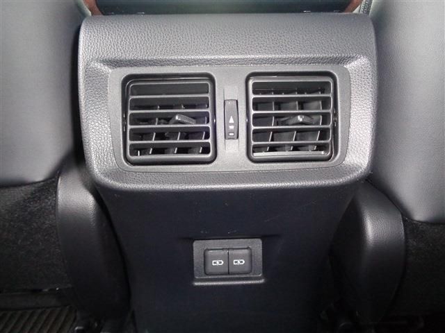 TOYOTA HARRIER 2WD 2023