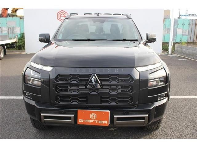 MITSUBISHI TRITON 2025