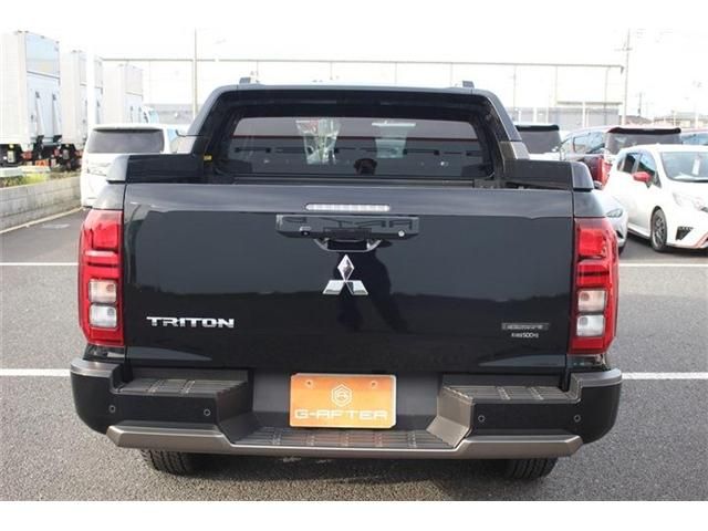 MITSUBISHI TRITON 2025