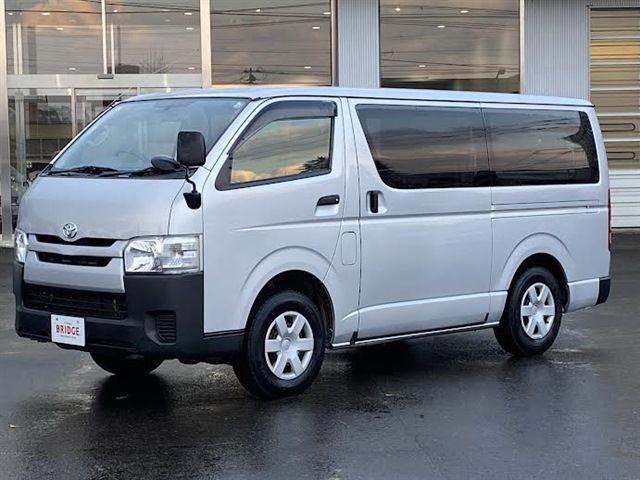 TOYOTA REGIUSACE van 4WD 2015