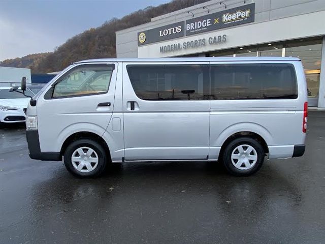 TOYOTA REGIUSACE van 4WD 2015