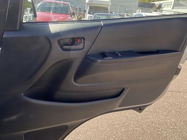 TOYOTA REGIUSACE van 4WD 2015