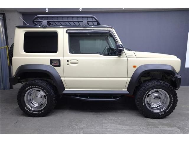 SUZUKI JIMNY SIERRA 2023