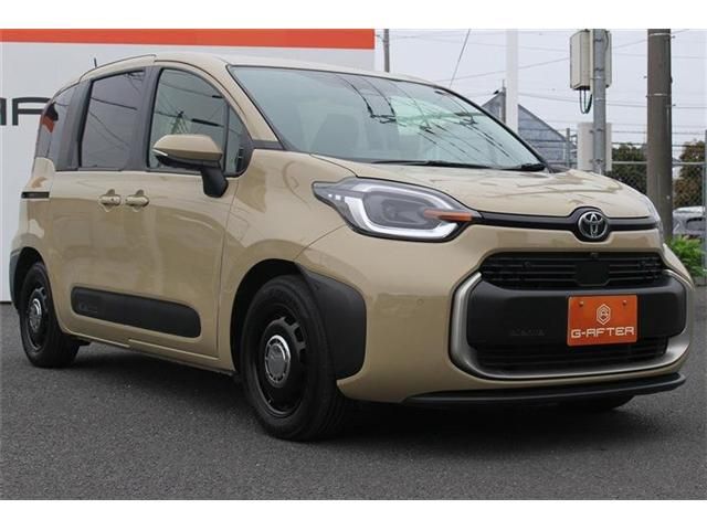 TOYOTA SIENTA HYBRID 2023